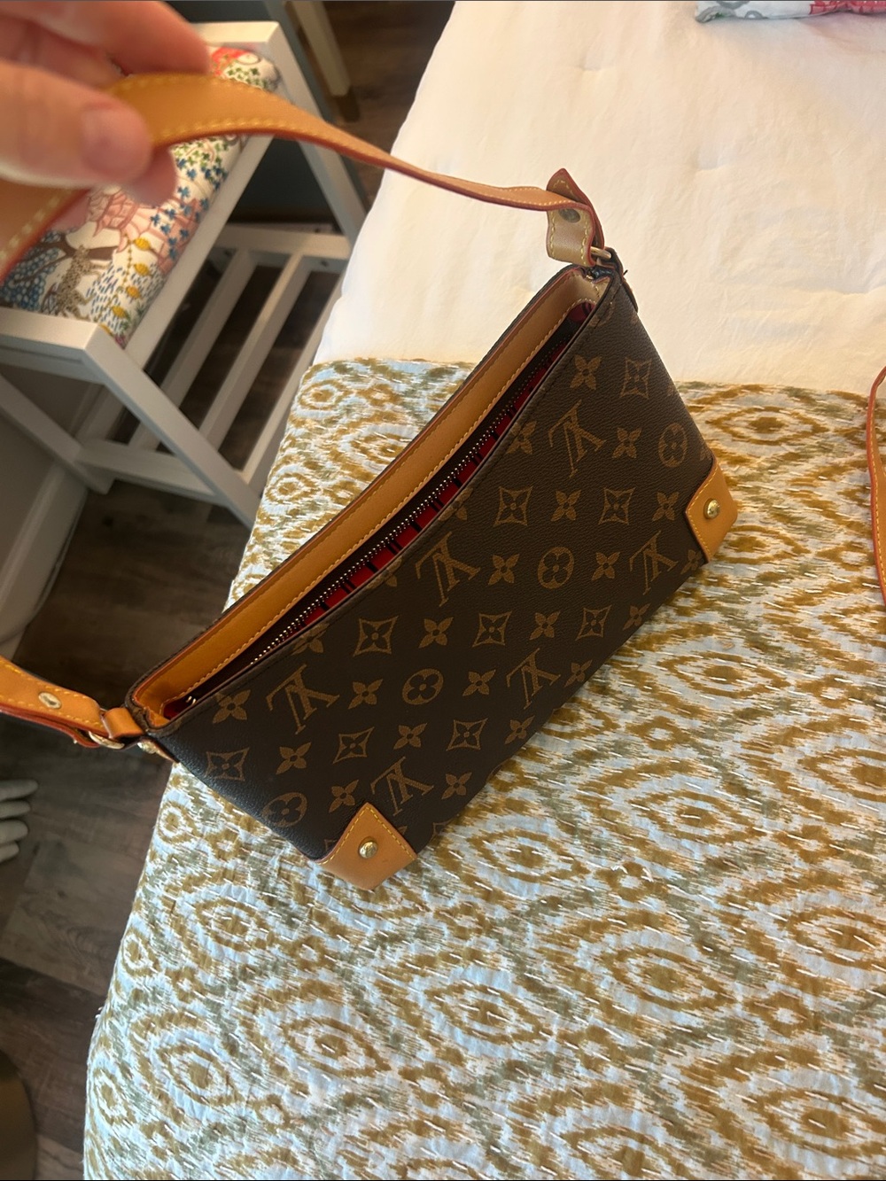 Louis Vuitton Monogram Shoulder Pochette - Brown and Tan - Picture 5 of 5